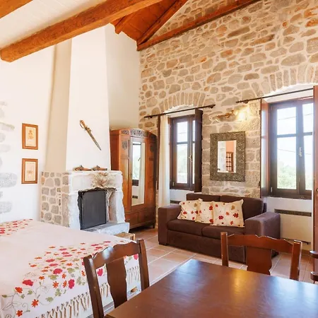 Katafigi Apartment